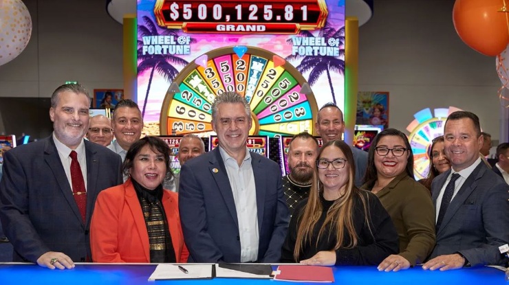IGT-Red-Earth-Casino-Sign-Multi-Year-Casino-Management-Systems-Agreement.jpg
