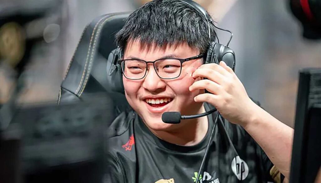Jian-22Uzi22-Zi-Hao-2.jpeg