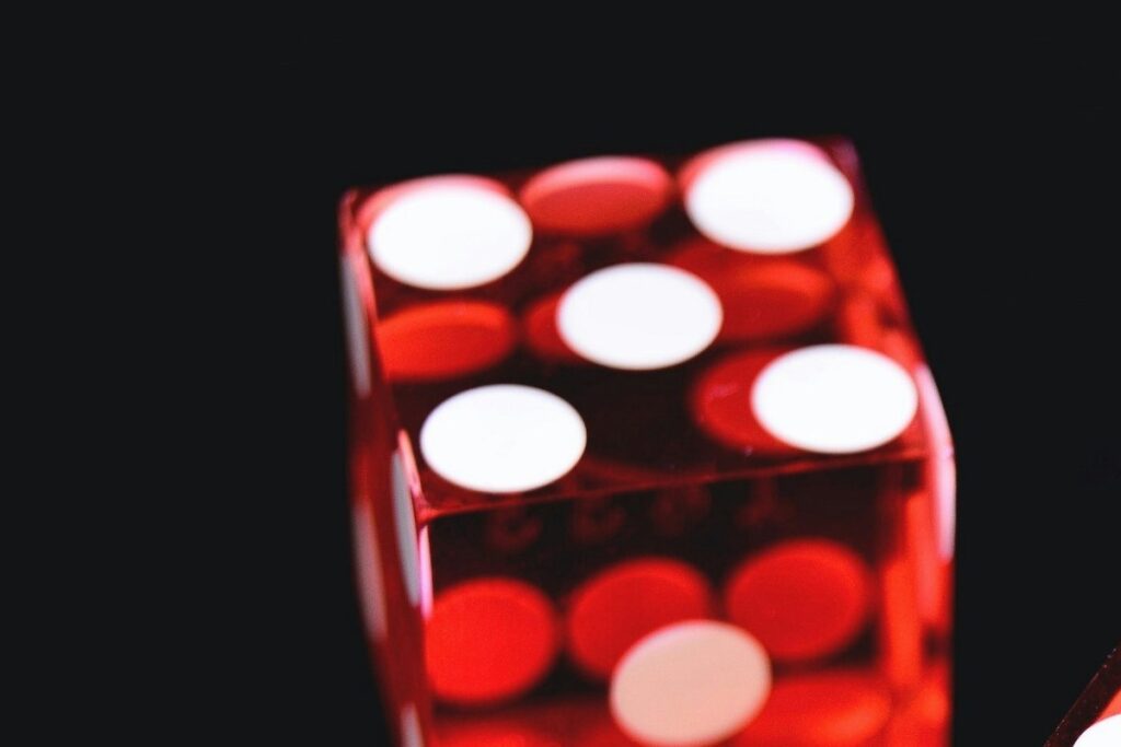 online-casino-dice.jpg